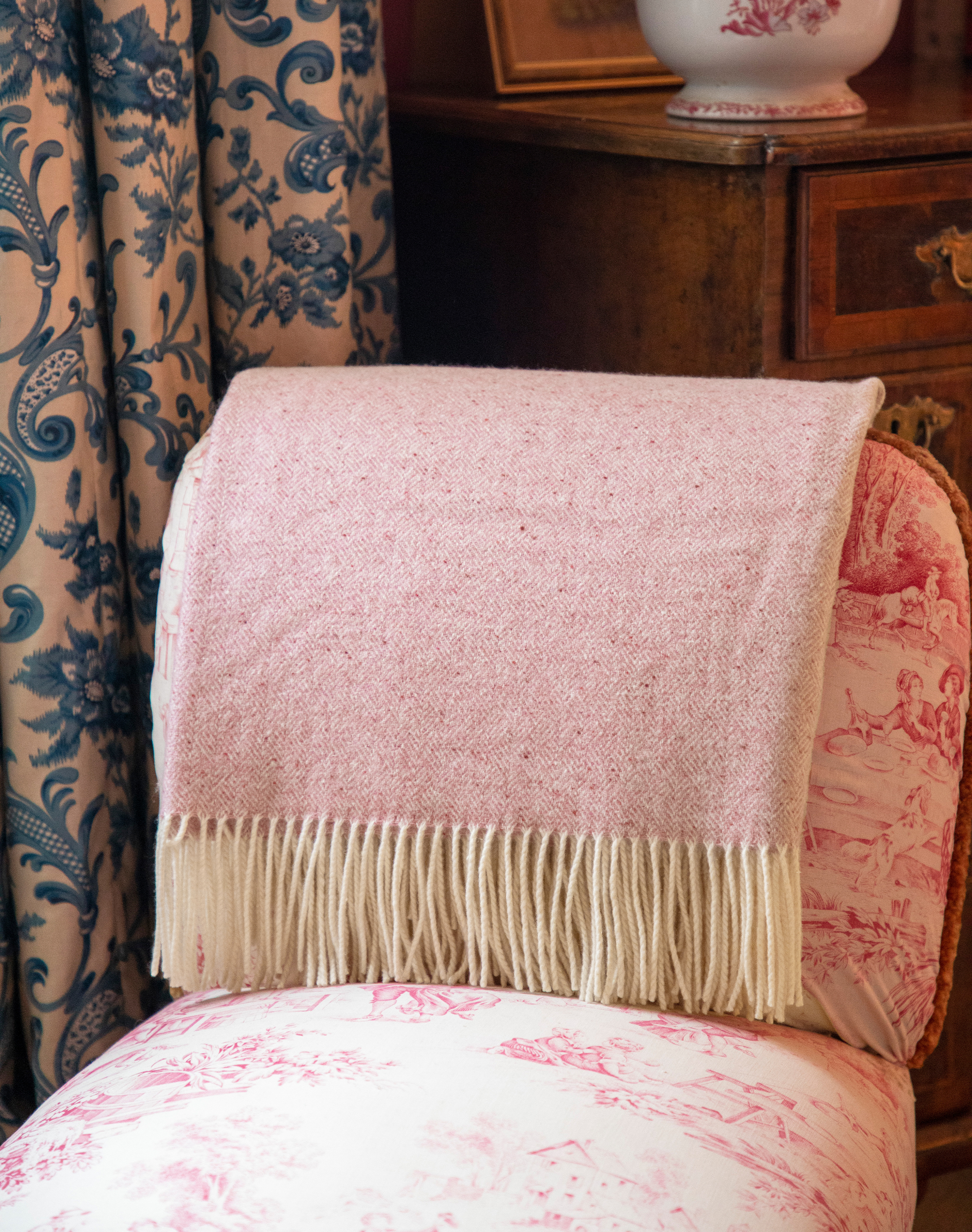 Cashmere Woven Blanket Rose