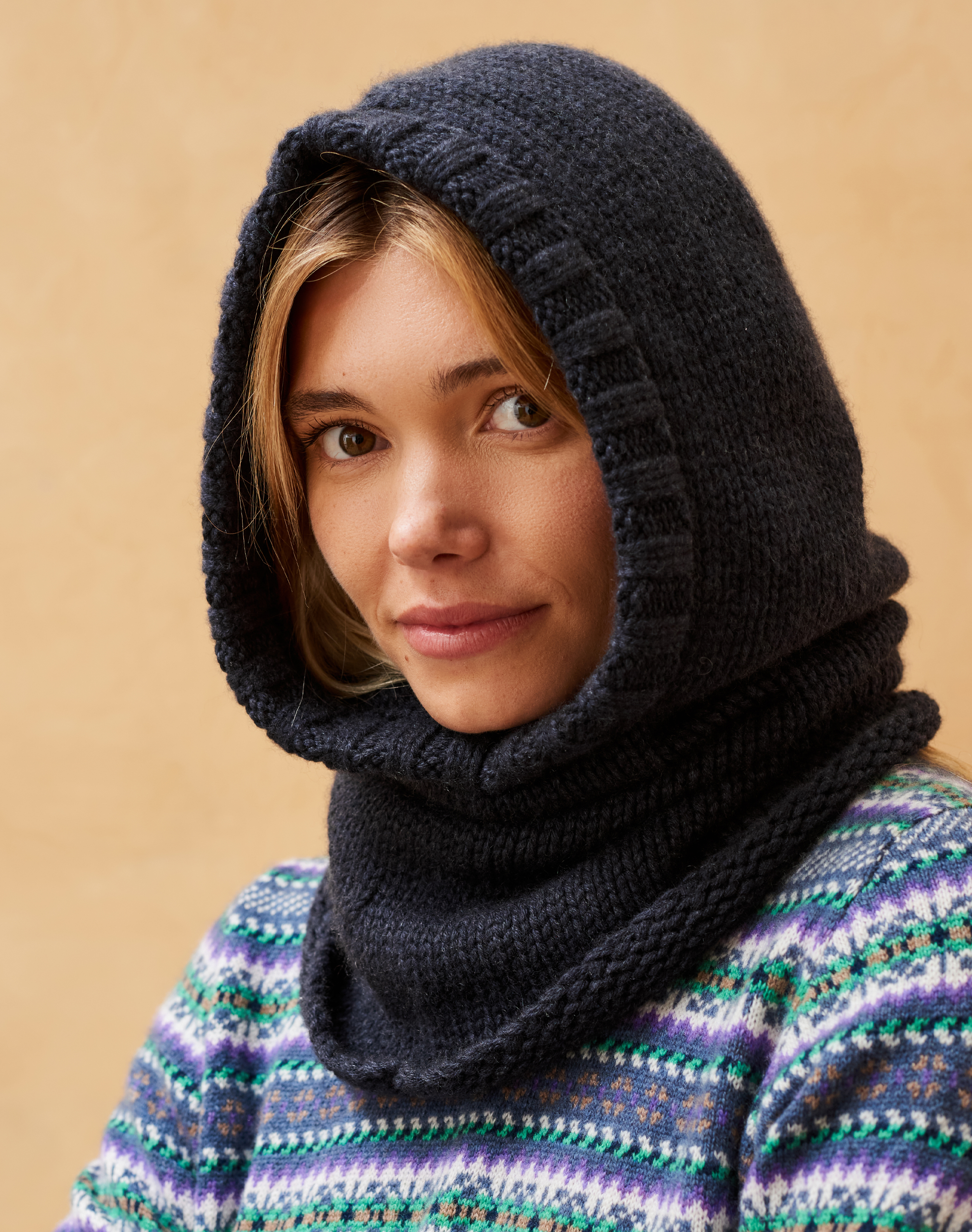 Cashmere Luxe Knit Hooded Snood Midnight