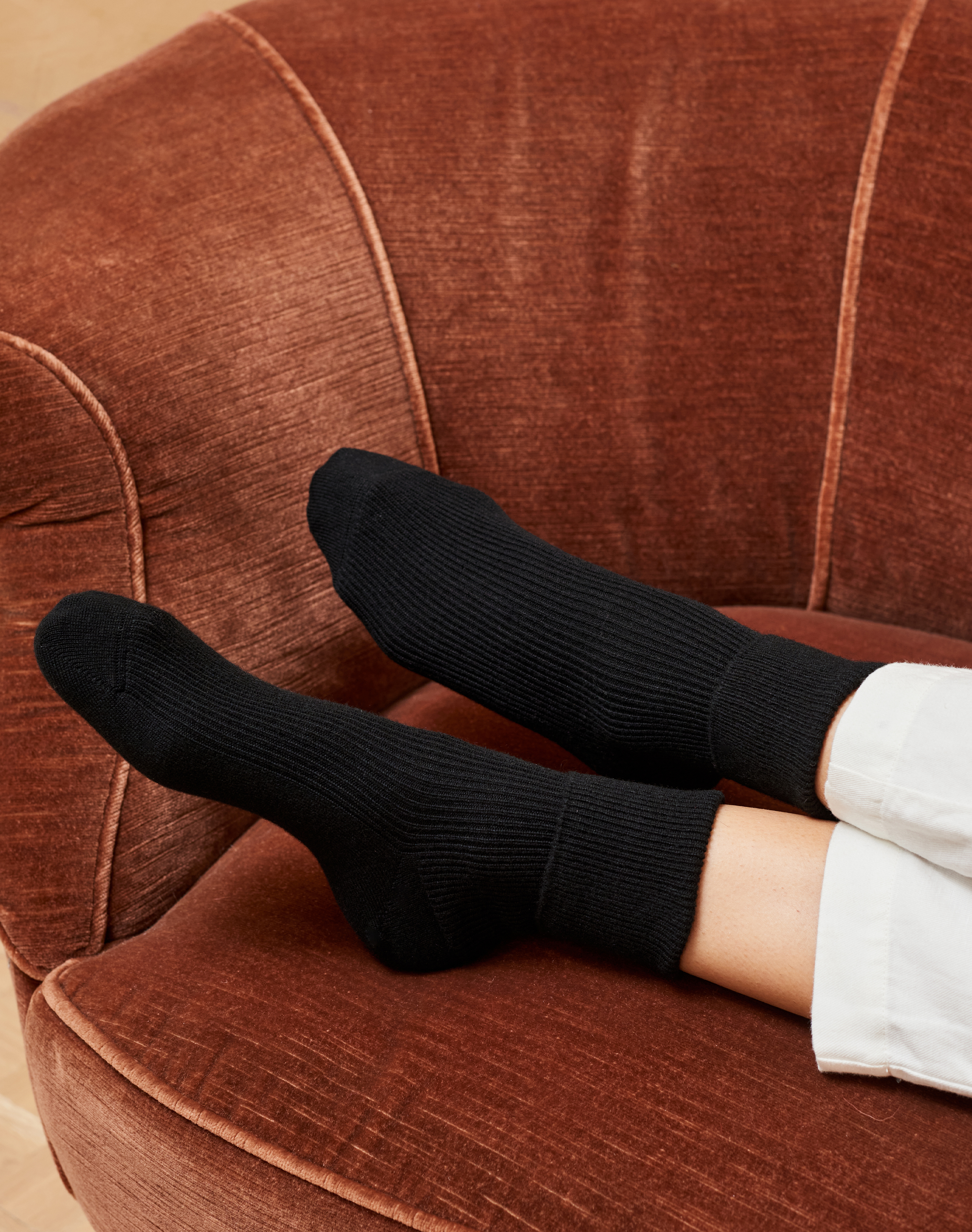 Women’s Cashmere Socks Black